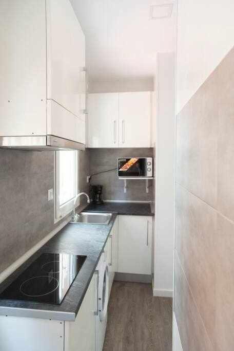 Comodo Y Agradable Estudio En Madrid Centro A6 Εξωτερικό φωτογραφία